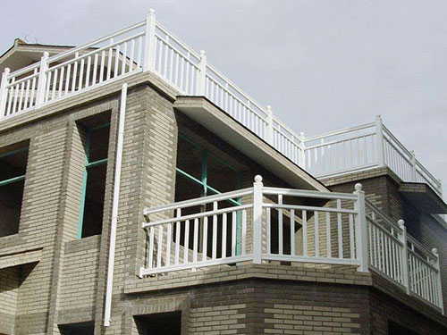 PVC陽臺護(hù)欄圖片3 PVC陽臺護(hù)欄圖片3