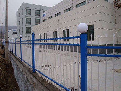 湖南圍墻鐵藝柵欄圖片2 湖南圍墻鐵藝柵欄圖片2